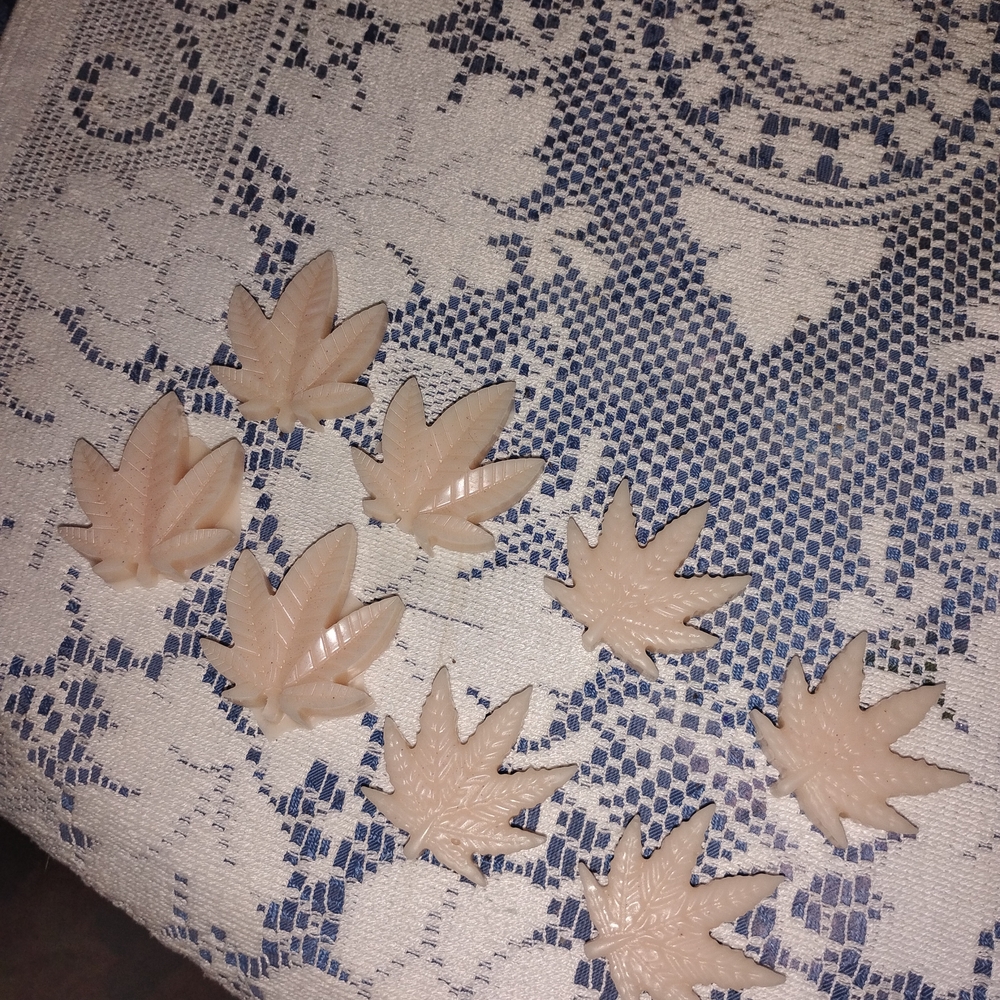 Handmade Beige Maple Leaf Soap Set - Neutral Home Other